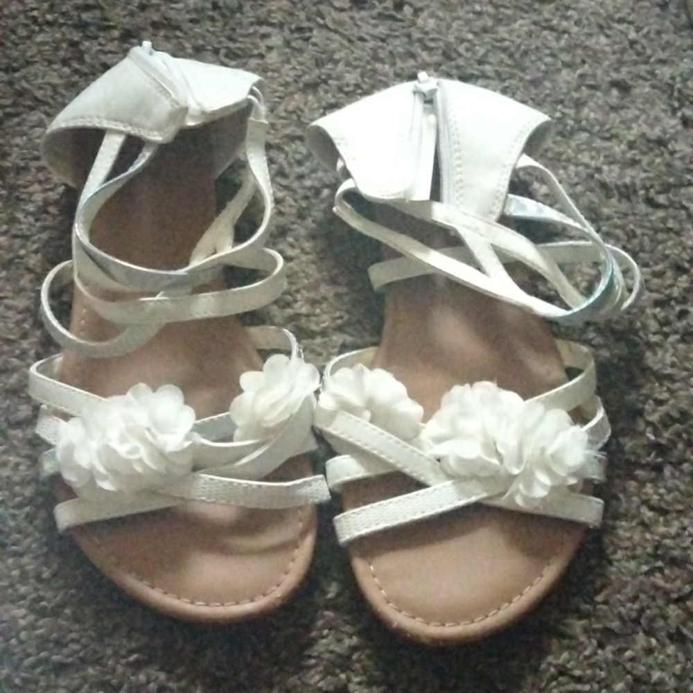 Wonder Nation flower sandals